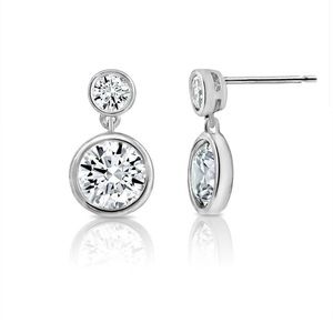 🆕 *+50% OFF* Diamonbliss: Double Bezel Dangle Earrings